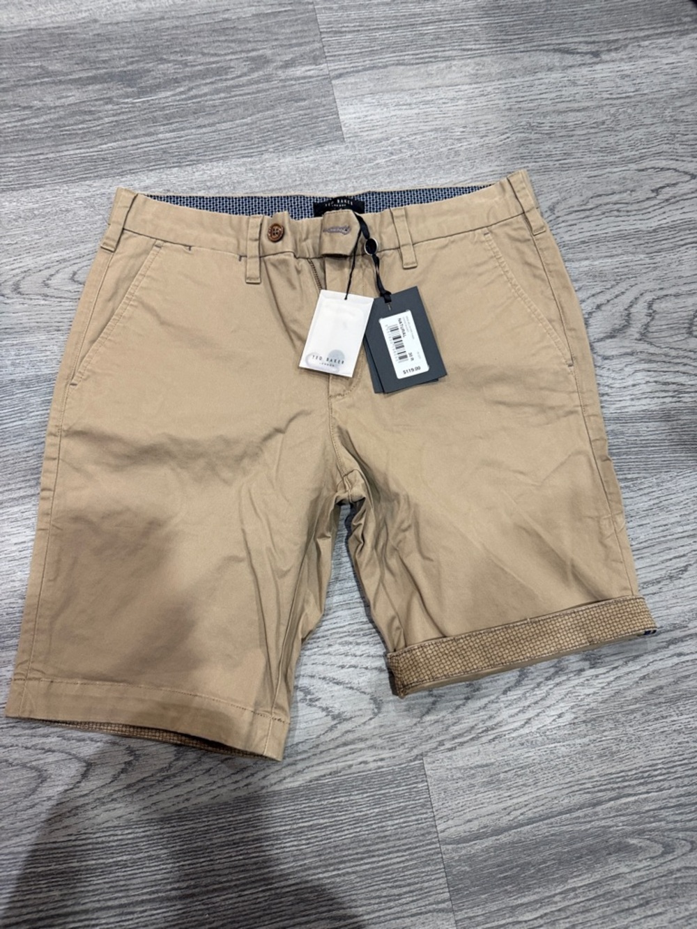 Ted Baker London Khaki Flat-Front Cuffed Chino Shorts